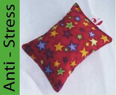 Anti Stress Kissen, rot mit Sternen